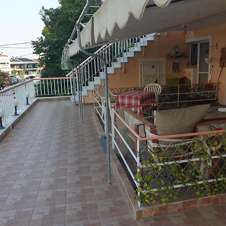 Anna Apartments Néa Péramos Zewnętrze zdjęcie